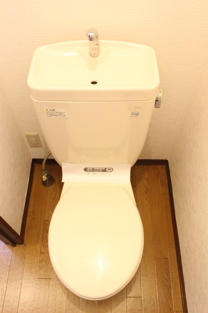 プティ・シャトー東川口のトイレ写真