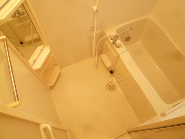 バス・シャワールーム　※同建物別室参照