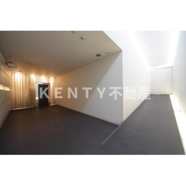 ロビー　建物の内部です