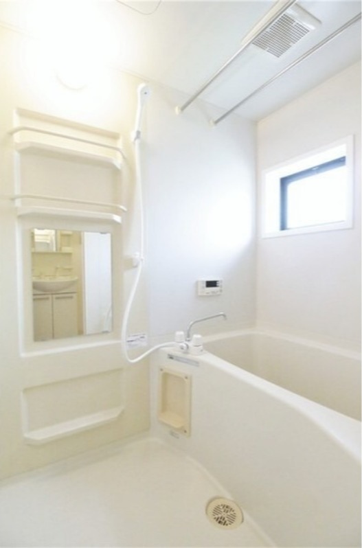 バス・シャワールーム　図面と現状に相違がある場合には現状を優先