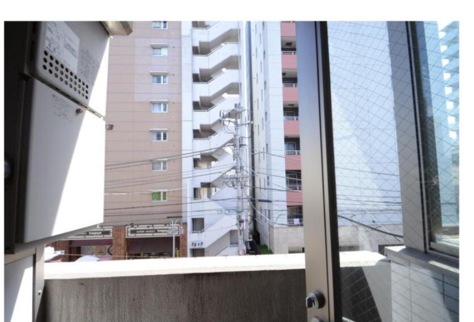 バルコニー　落ち着いた時間を過ごせるバルコニーです