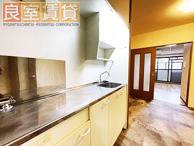 キッチン　※同タイプの間取り写真を使用。現状優先。