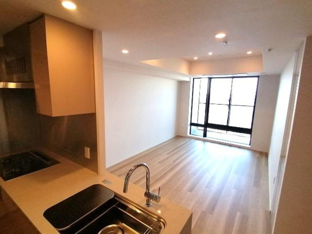 居室・リビング　使いやすい形の為、レイアウトを楽しめます♪