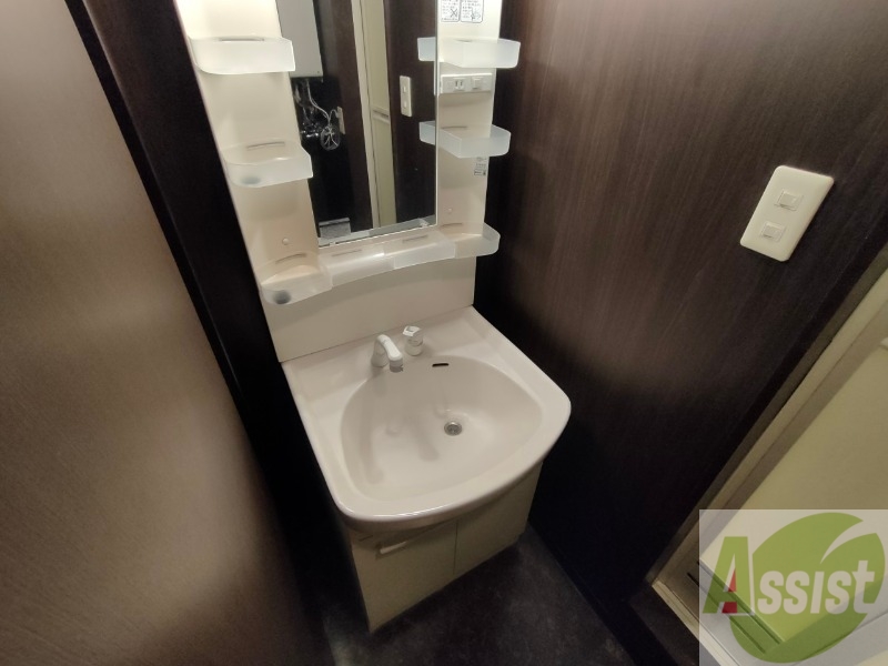 洗面設備　シャンプードレッサーで身支度もラクラクです！