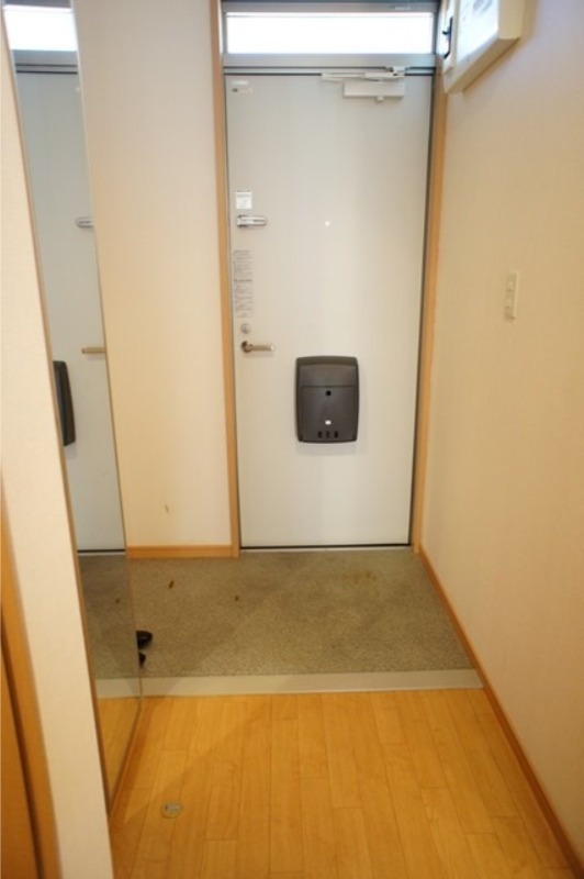 玄関　図面と現状に相違がある場合には現状を優先