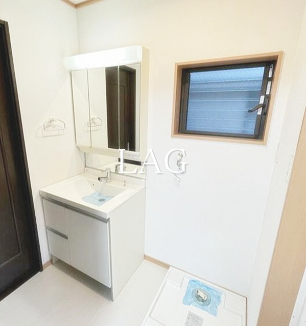 洗面設備　洗面台です。