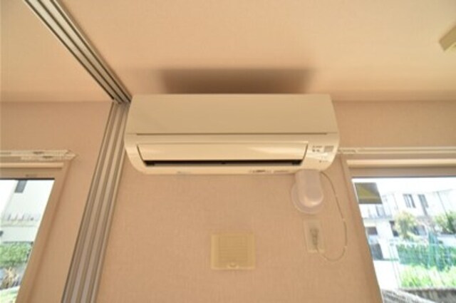 その他　■リビングにエアコン１基付です■