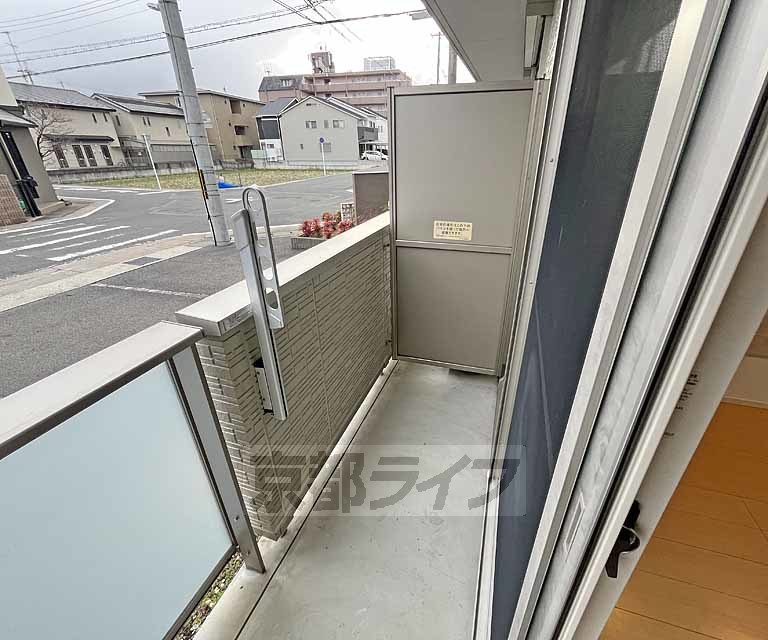 バルコニー　広々バルコニー