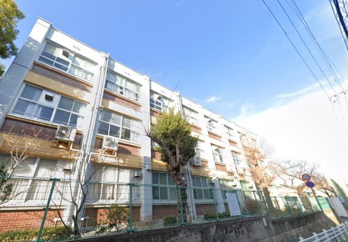 小学校　本山第一小学校（小学校）まで447m