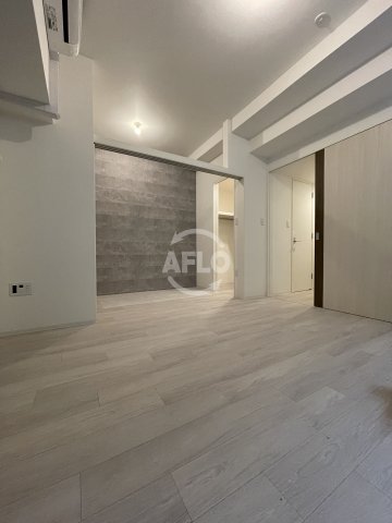 居室・リビング　セレニテフラン難波　リビング