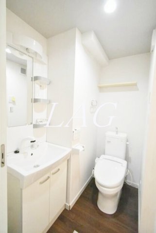 洗面設備　独立洗面台です。