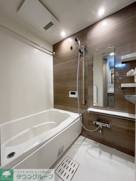 バス・シャワールーム　バス