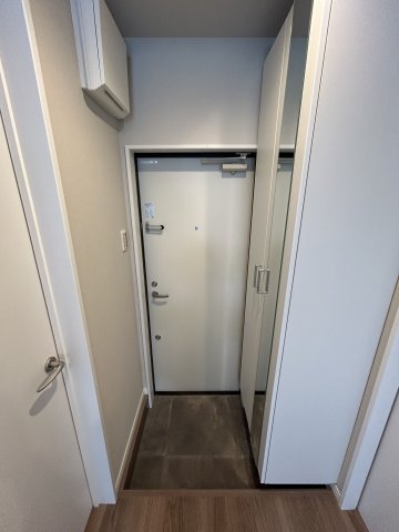 玄関　シンプルで使いやすい玄関です