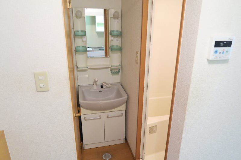 洗面設備　同型タイプ