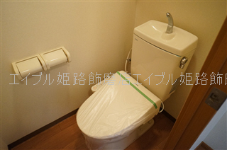 トイレ　写真は反転のお部屋です