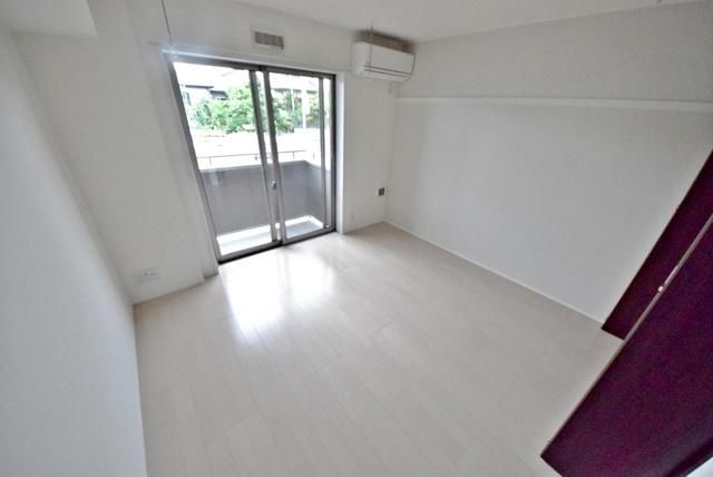 居室・リビング　日当たりのいいお部屋