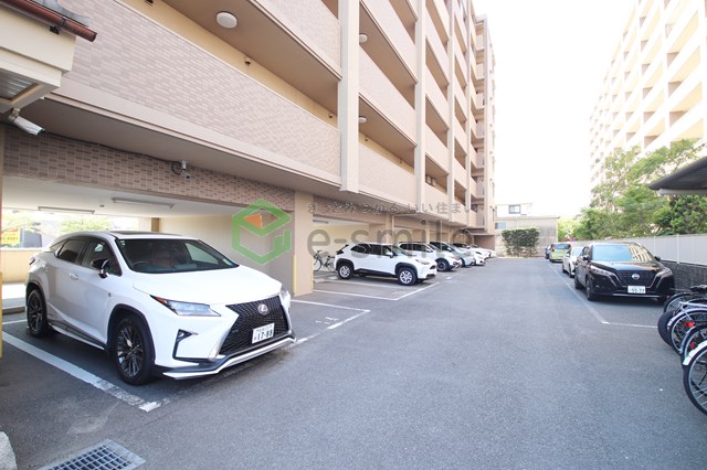 駐車場　駐車場があります