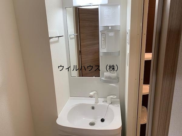 洗面設備　独立洗面台！