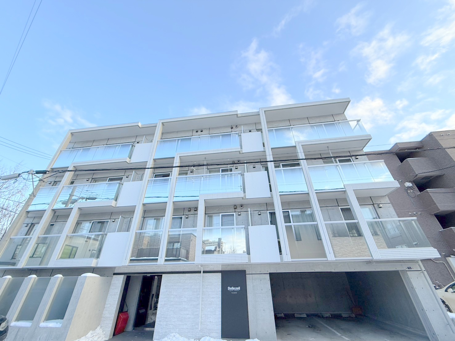 建物外観　都市ガス使用の人気のデザイナーズ仕様のお部屋です♪