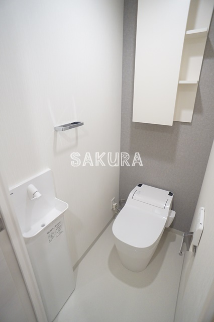 トイレ　嬉しい温水洗浄便座♪