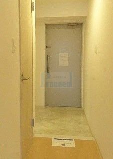 玄関　広々とした玄関部分