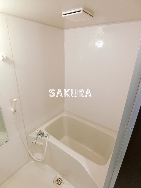 バス・シャワールーム　日々の疲れを癒すお風呂です♪