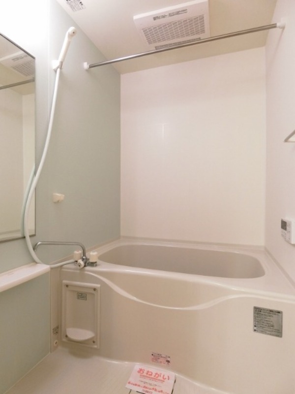 バス・シャワールーム　図面と現状に相違がある場合には現状を優先