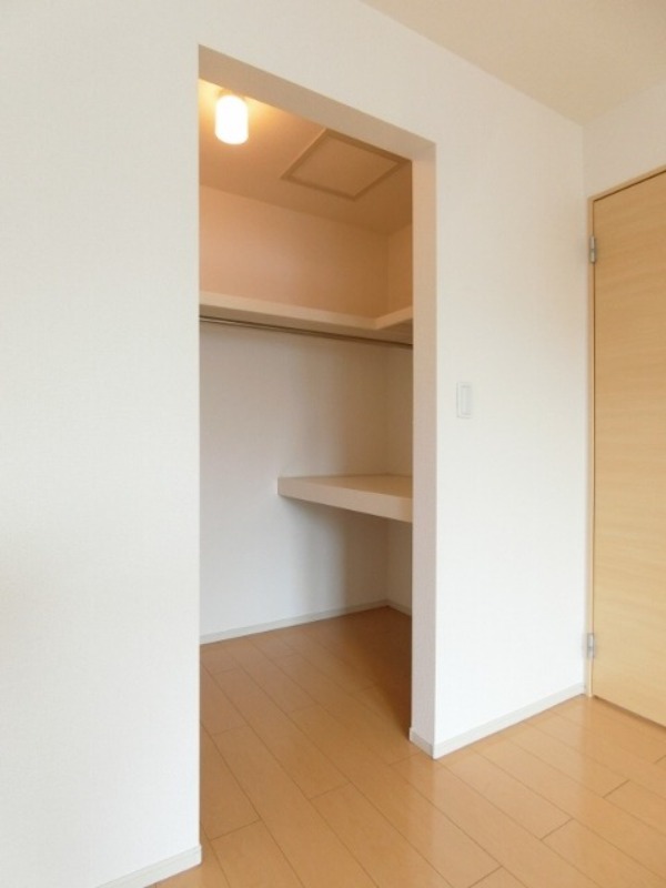 収納　図面と現状に相違がある場合には現状を優先