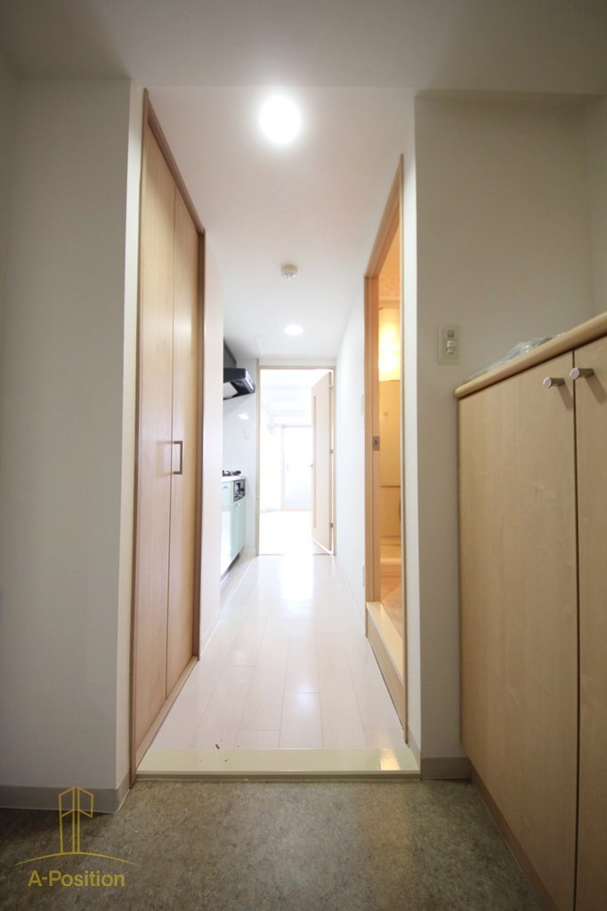 玄関　ディオレクレスト東心斎橋