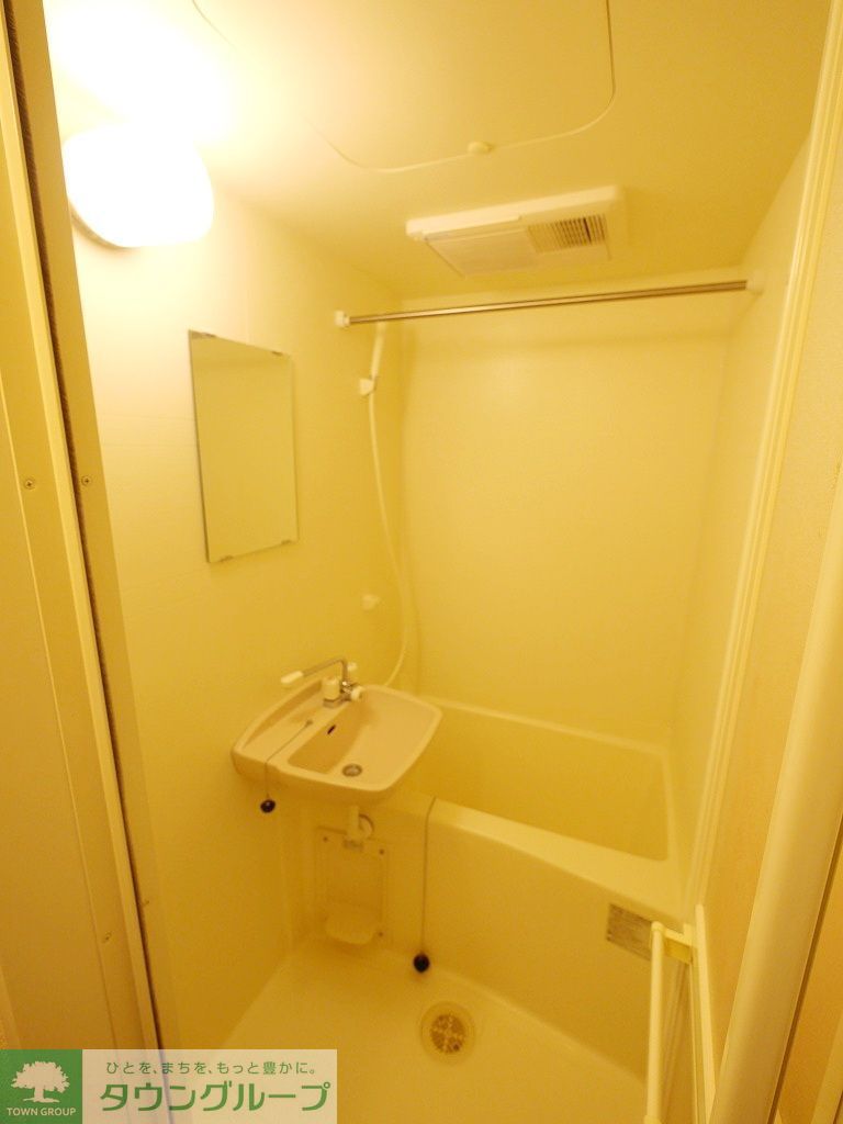 バス・シャワールーム　洗面