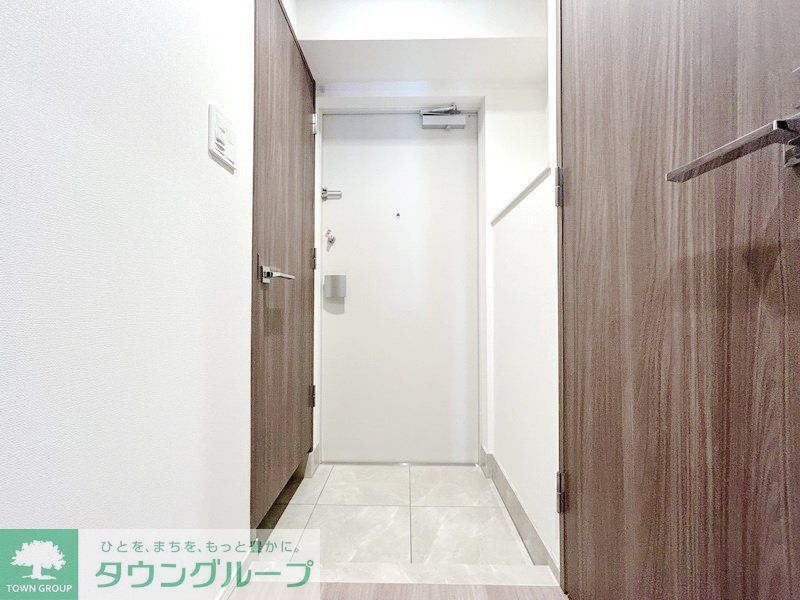 玄関　お部屋探しは株式会社　タウンハウジング　までお気軽にお問合…