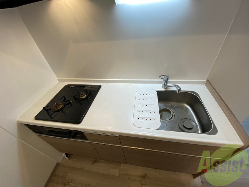 キッチン　こちらはキッチン。調理スペースもあり使いやすそうです。