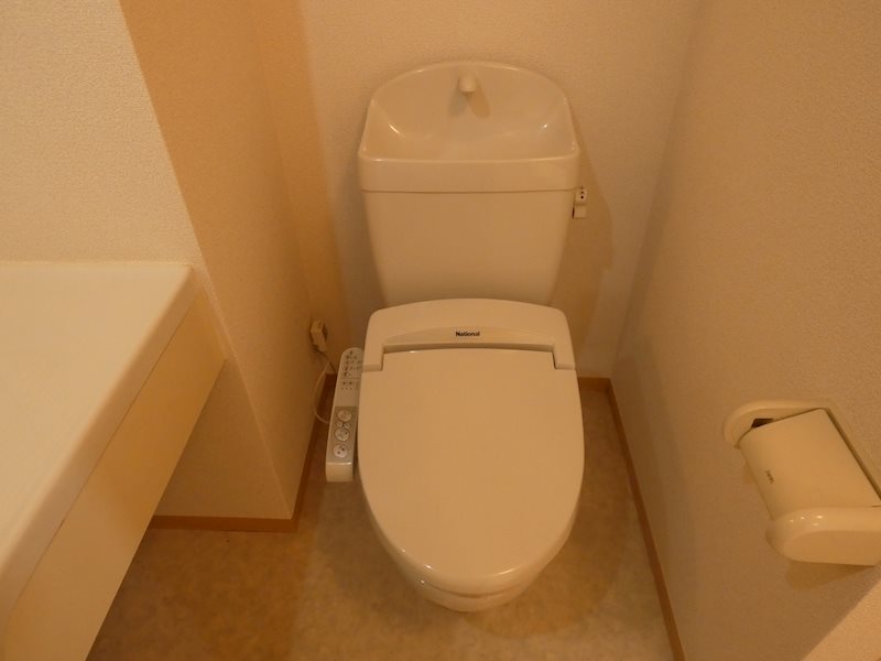 トイレ　【トイレ】※写真は他号室です。