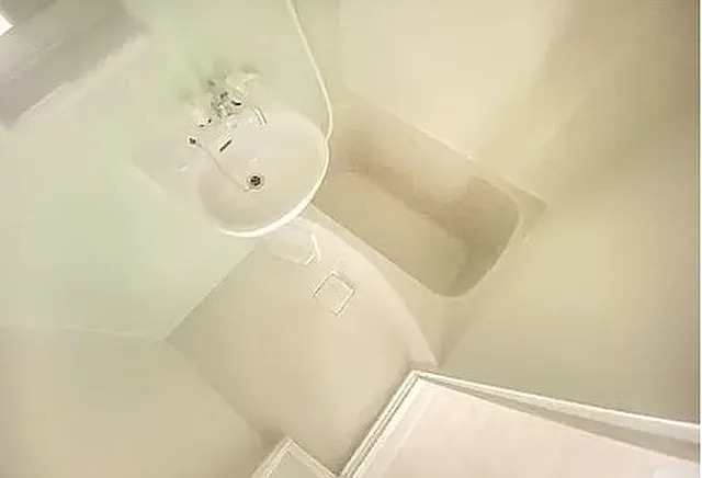 バス・シャワールーム　※同物件参考写真