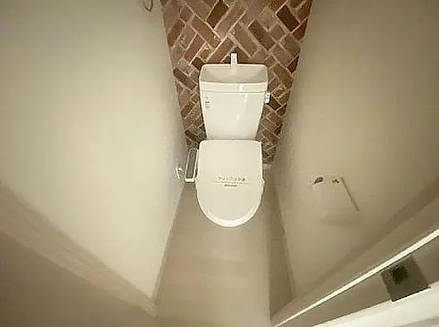 トイレ　※同物件参考写真