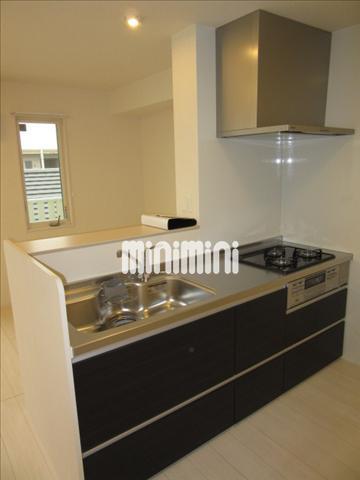 キッチン　システムキッチン完備ですよ。