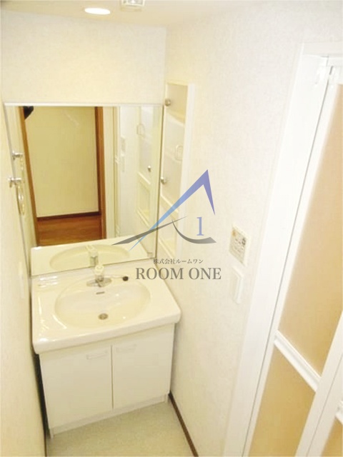 洗面設備　洗面台です。