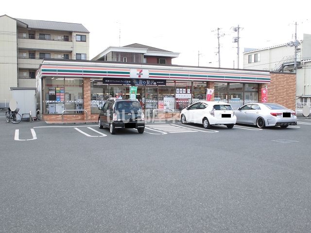 コンビニ　セブンイレブン福山南蔵王２丁目店（コンビニ）まで20m