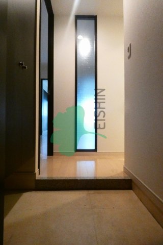 玄関　下駄箱もしっかりついてます！