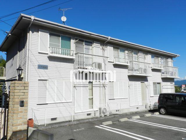 建物外観　明るい色の外観