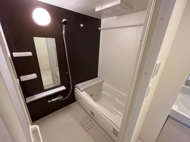 バス・シャワールーム　バス