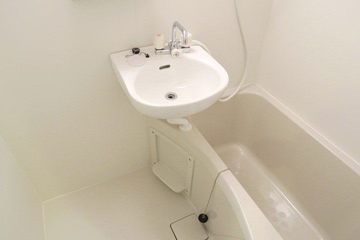 バス・シャワールーム　別室参考写真です。