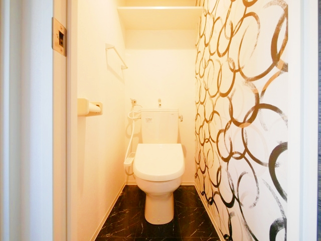 トイレ　いつも清潔・ウォシュレット完備しています♪