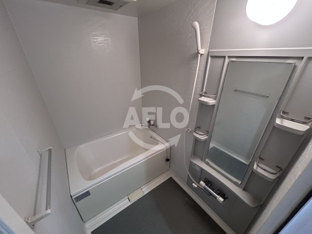 バス・シャワールーム　フォレステージュ江坂公園　浴室