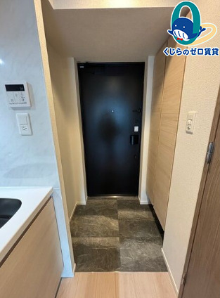 玄関　名古屋で一番初期費用の安い賃貸専門の不動産会社です(^^)