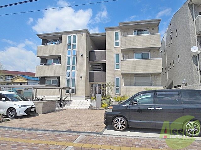 建物外観　吹田市岸辺中「ウイングヒルズ」