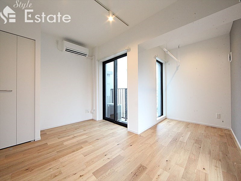 居室・リビング　内装