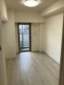 居室・リビング　明るい洋室！