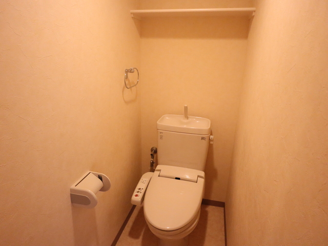 トイレ　反転タイプ