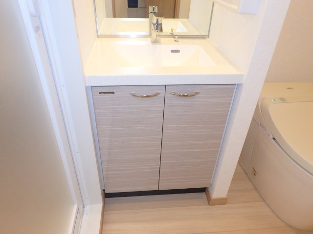 洗面設備　反転間取り別部屋参考写真